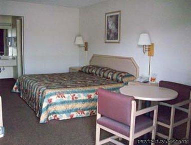 Knights Inn Murfreesboro Quarto foto